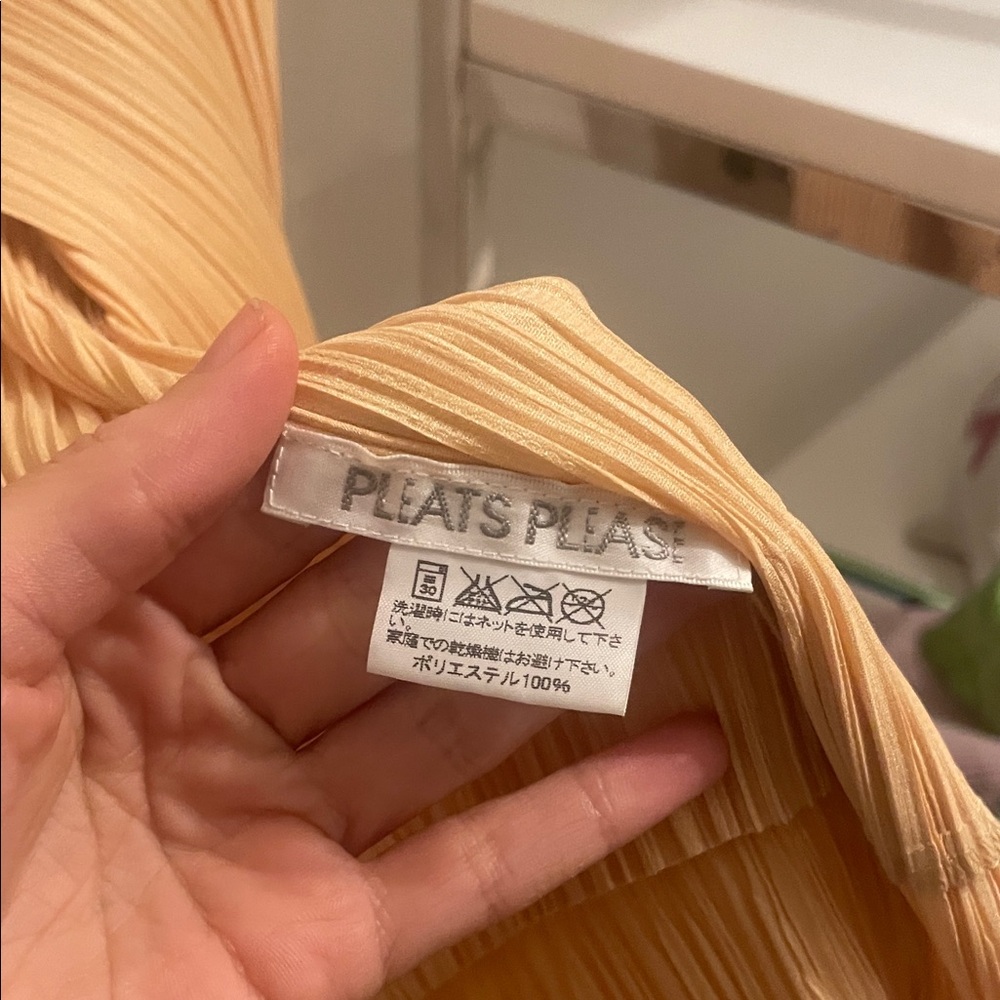 Pleats Please Cardigan - Picture 4 of 7